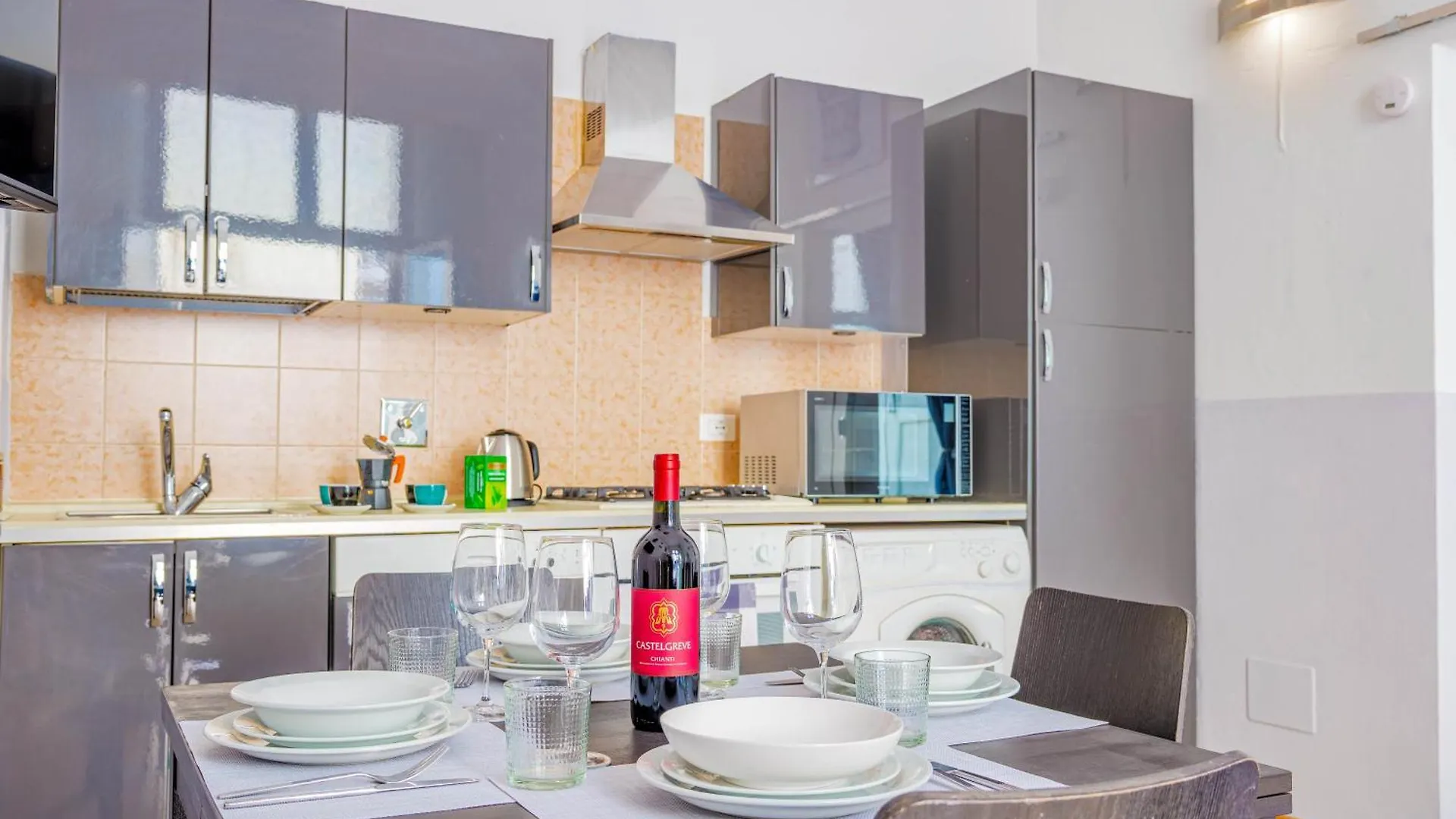 Apartament Loft Lungarno, 2 Steps To Ponte Vecchio, No Ztl Florencja